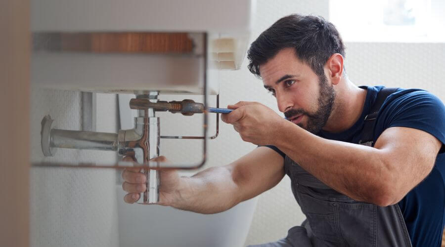 Faucet cartridge replacement in Alcalde, NM
